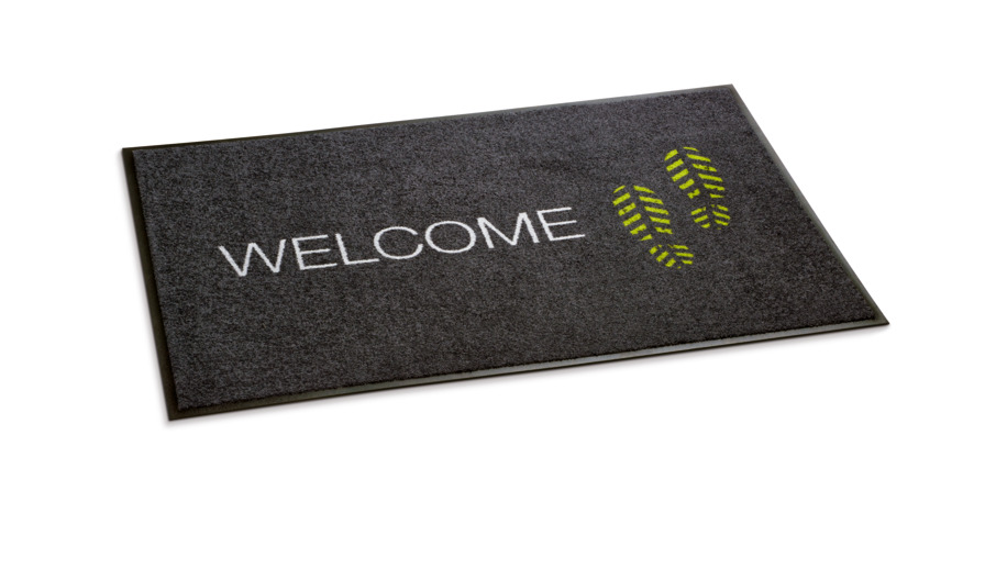 Dirt trapper door mat