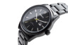 Montre pour femmes, noir, en acier